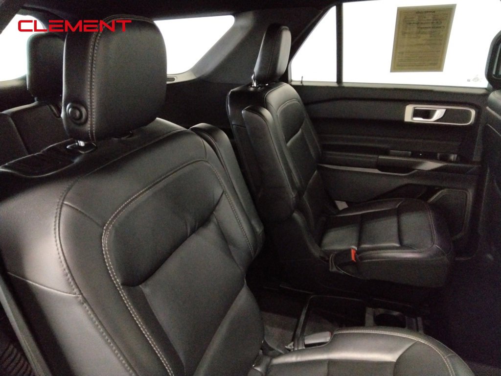 Used 2020 Ford Explorer XLT w/ Equipment Group 202A image 36
