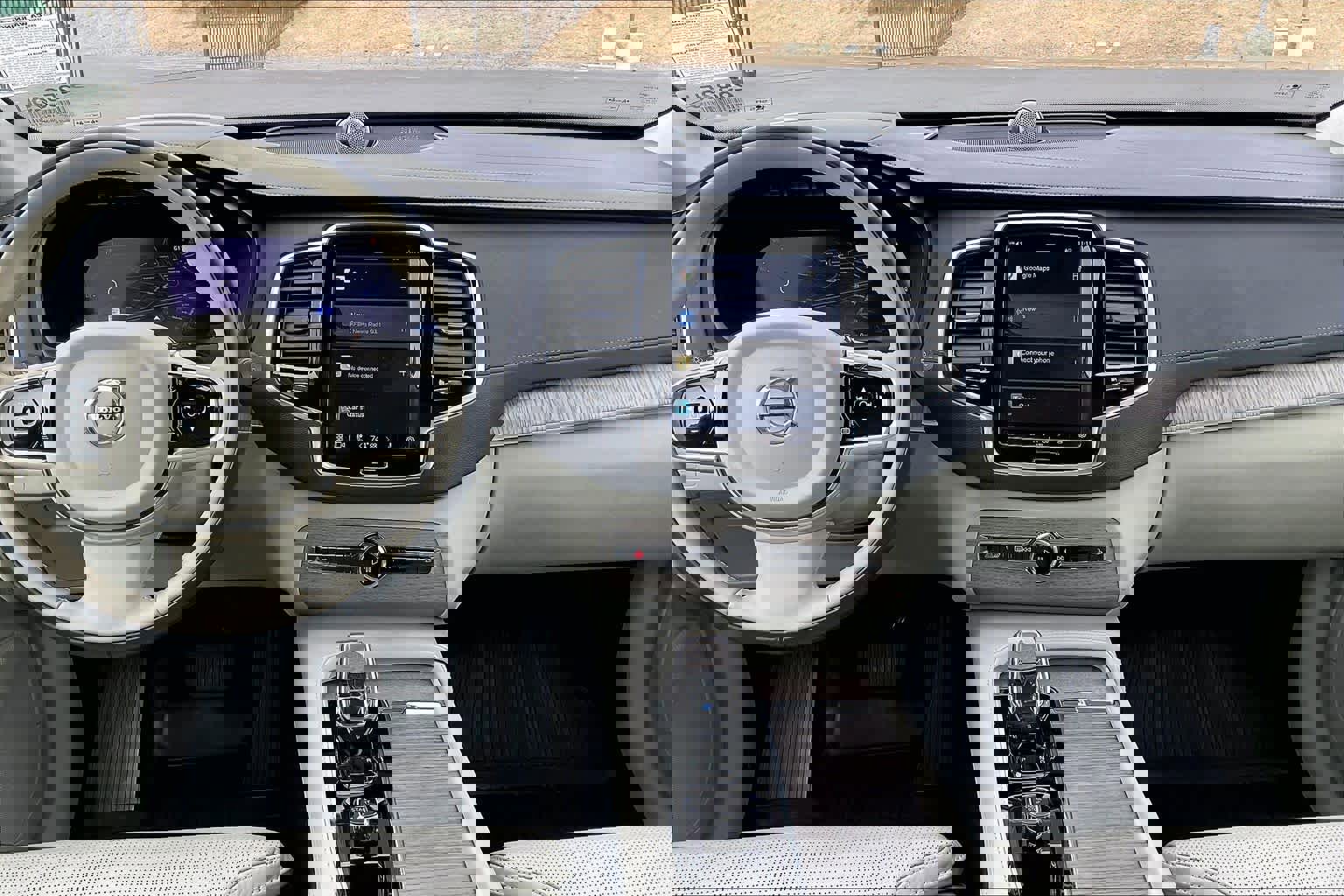 Used 2023 Volvo XC90 T8 Ultimate w/ Protection Package Premier image 9