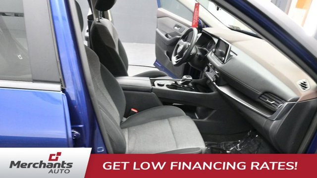 Used 2023 Nissan Rogue SV AWD/4WD image 15