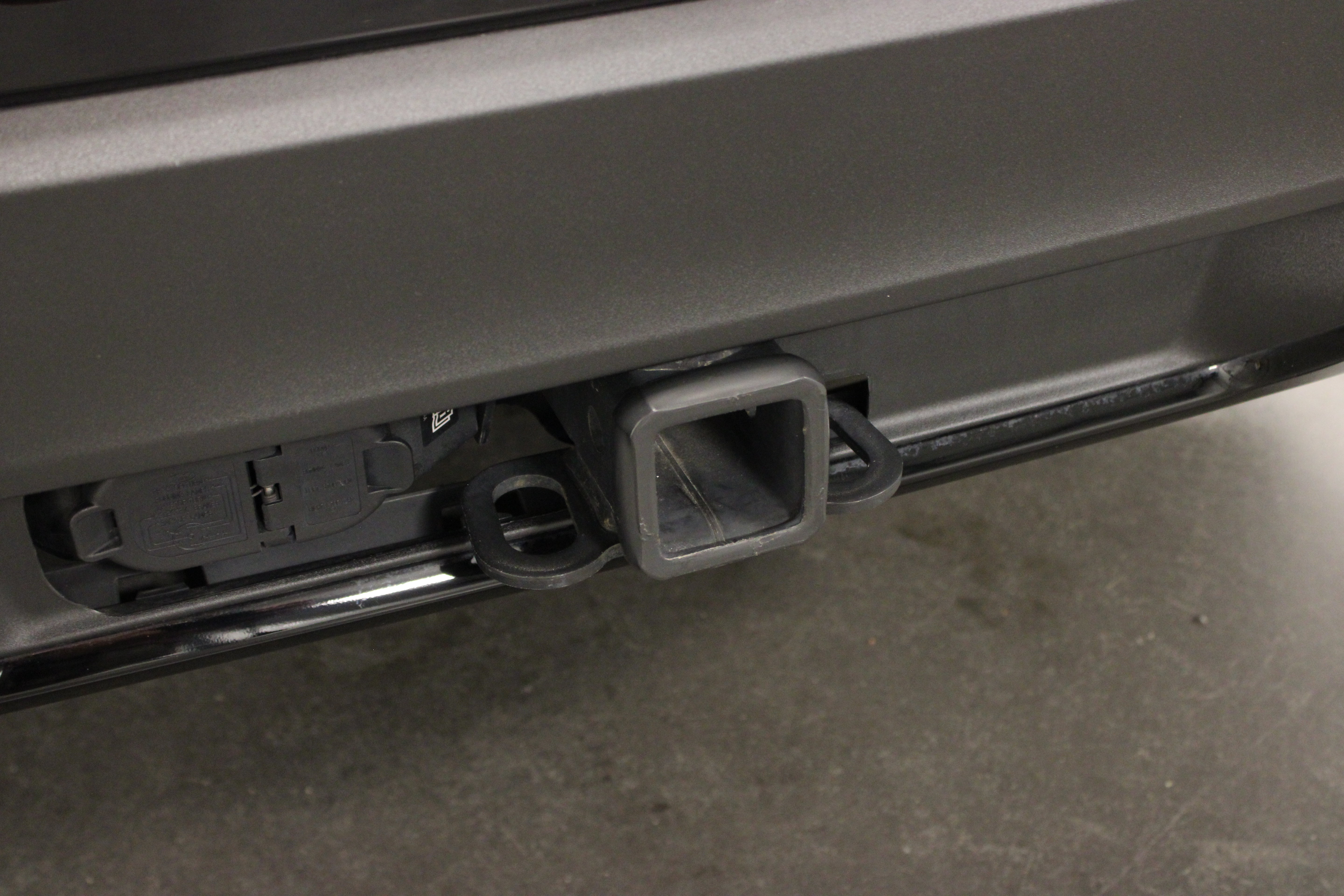 Used 2025 Ford Explorer ST-Line AWD/4WD image 13