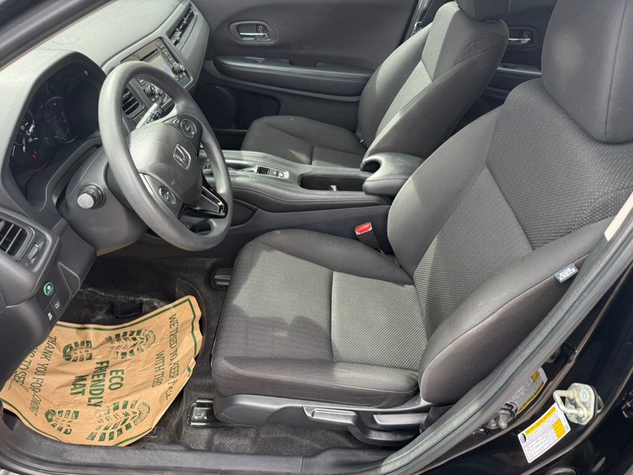 Used 2018 Honda HR-V LX image 12