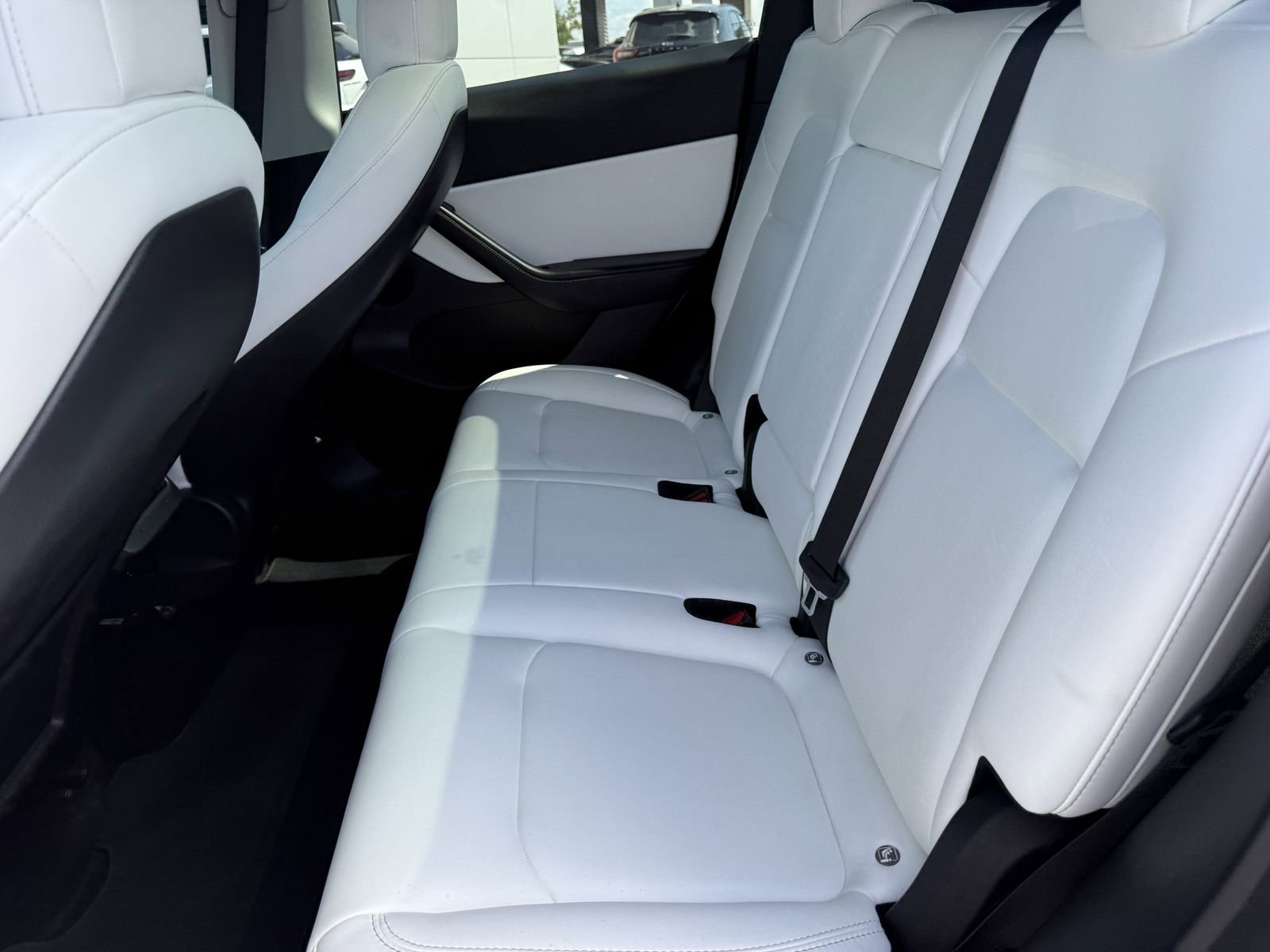 Used 2022 Tesla Model Y Long Range AWD/4WD image 16