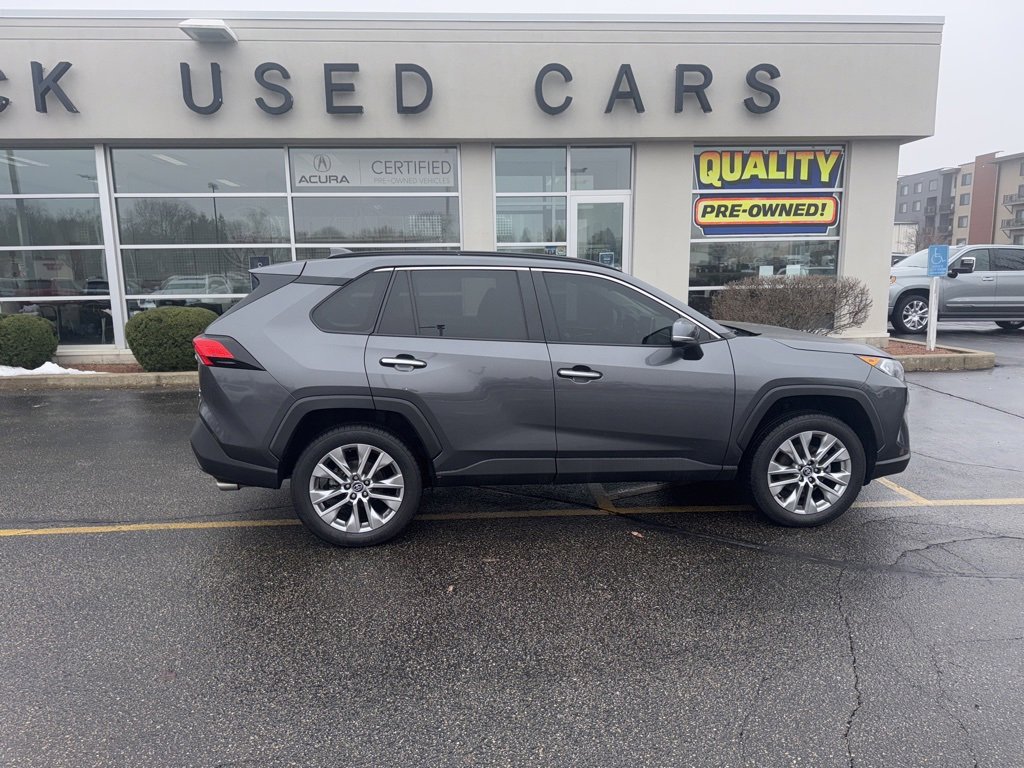 Used 2021 Toyota RAV4 Limited image 8