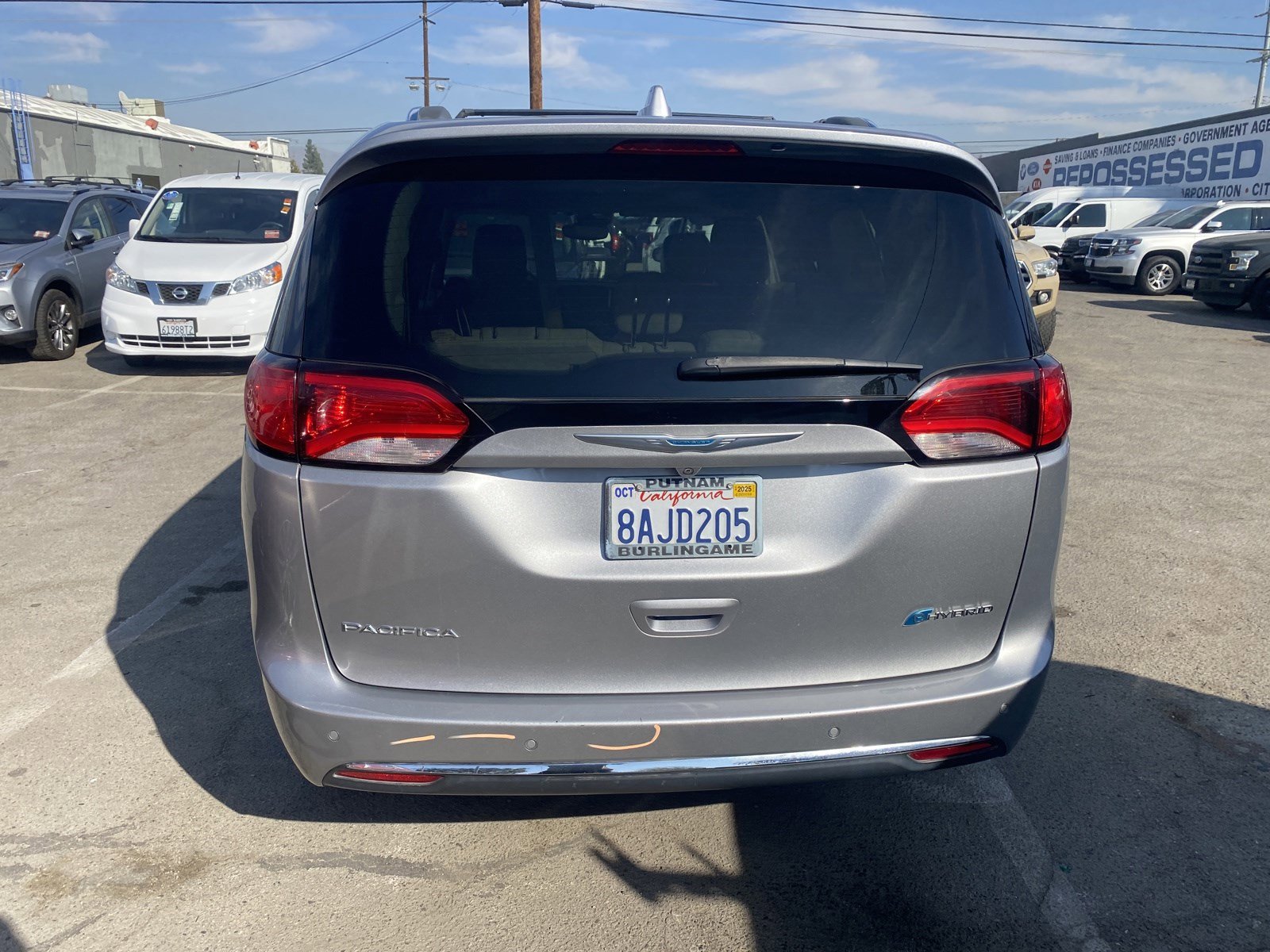 Used 2017 Chrysler Pacifica Platinum image 7