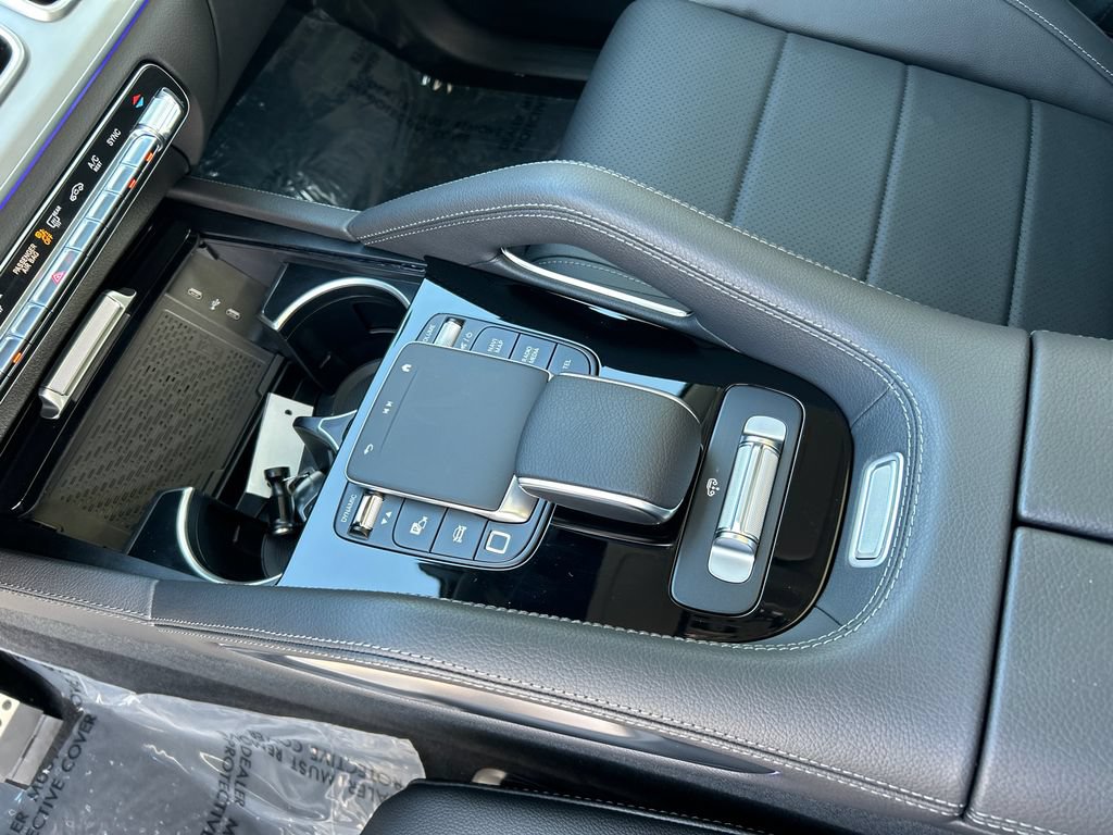 New 2026 Mercedes-Benz GLS 450 4MATIC image 23