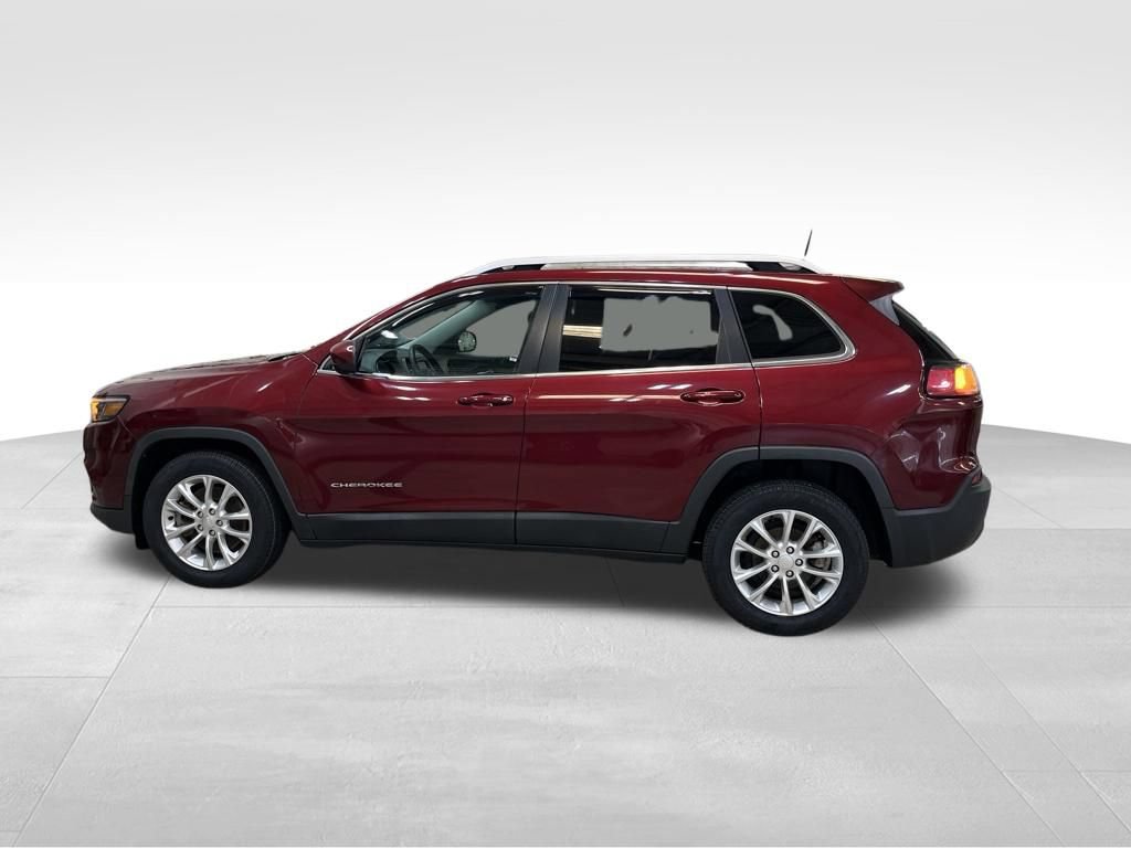 Used 2019 Jeep Cherokee Latitude w/ Popular Appearance Group FWD image 2