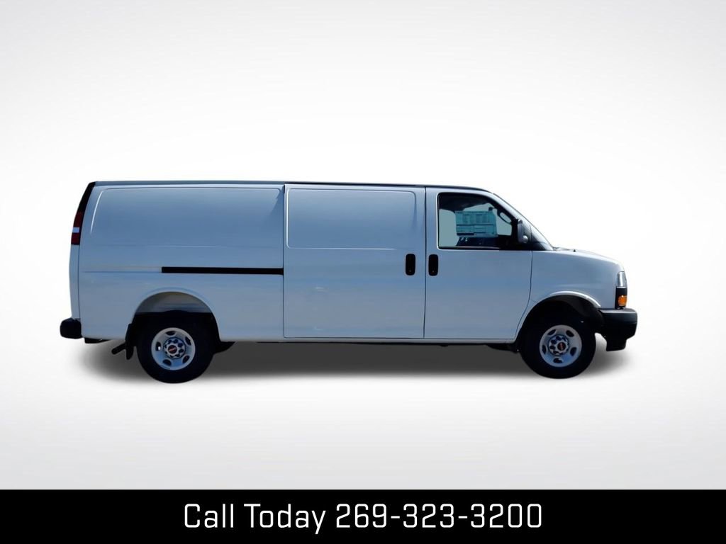 New 2025 GMC Savana 3500 Extended w/ Driver Convenience Package image 10