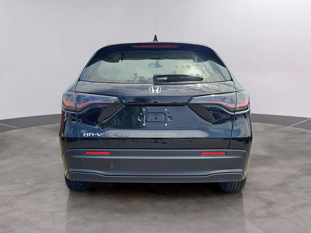 Certified 2023 Honda HR-V LX image 5
