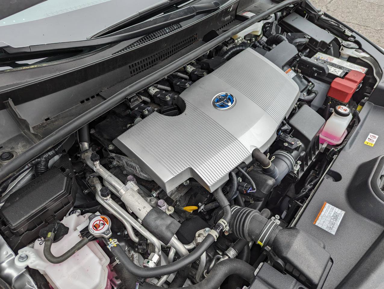 Used 2022 Toyota Prius Prime XLE image 42