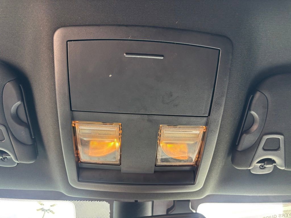 Used 2023 Dodge Challenger SXT image 27