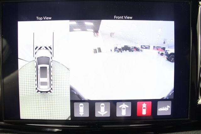 New 2026 Chrysler Pacifica Select image 3