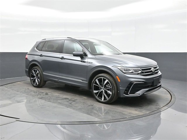 Used 2022 Volkswagen Tiguan SEL R-Line
