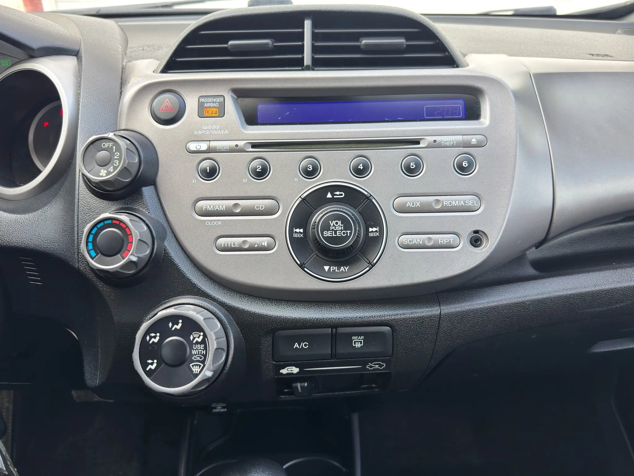 Used 2011 Honda Fit Sport image 23