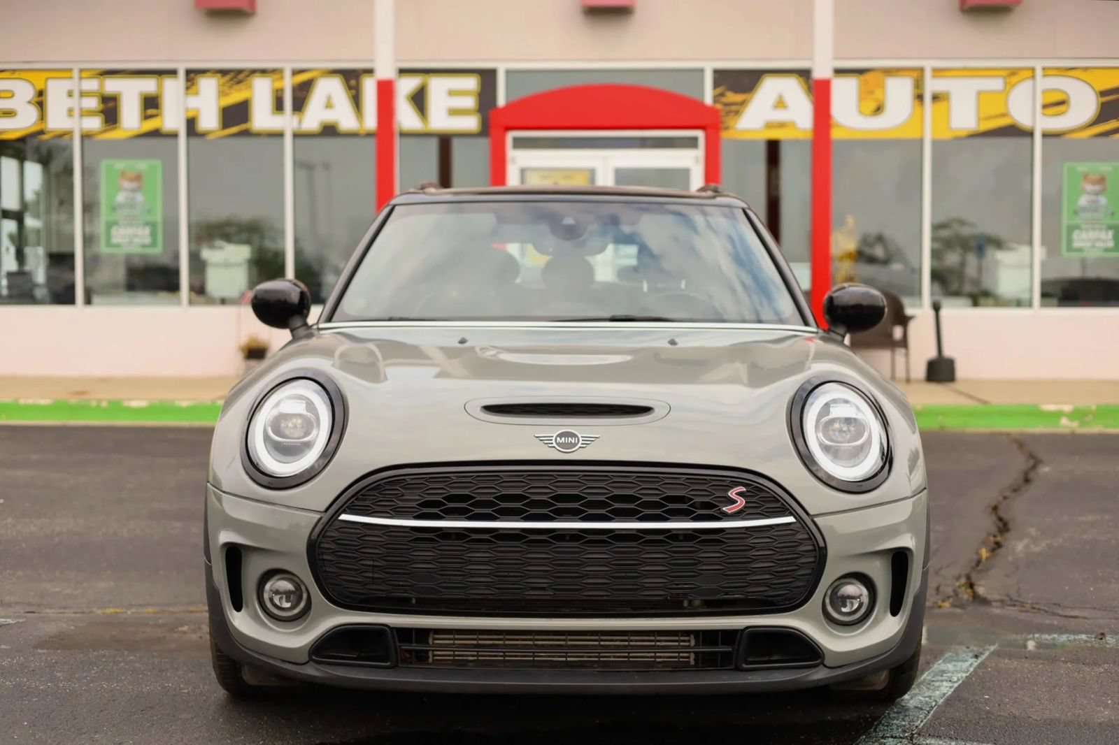 Used 2020 MINI Cooper Clubman S w/ Premium Package AWD/4WD image 2