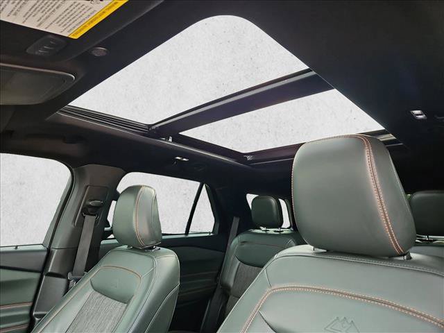 Used 2023 Ford Explorer Timberline w/ Timberline Technology Package AWD/4WD image 16