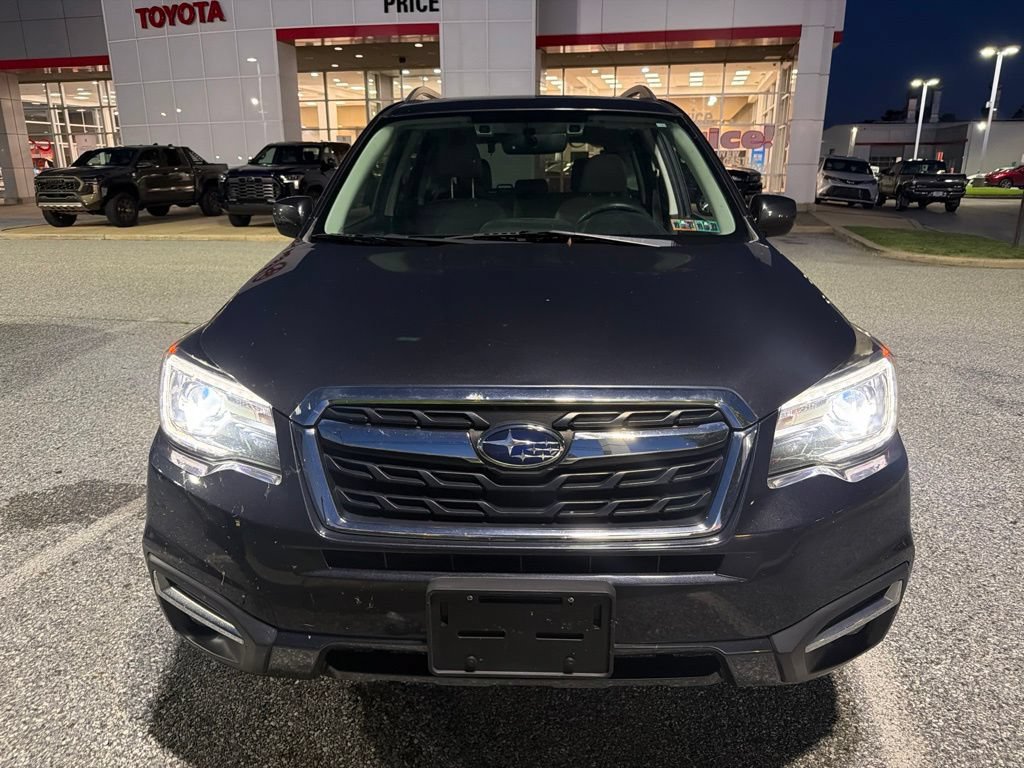 Used 2017 Subaru Forester 2.5i Limited AWD/4WD image 3