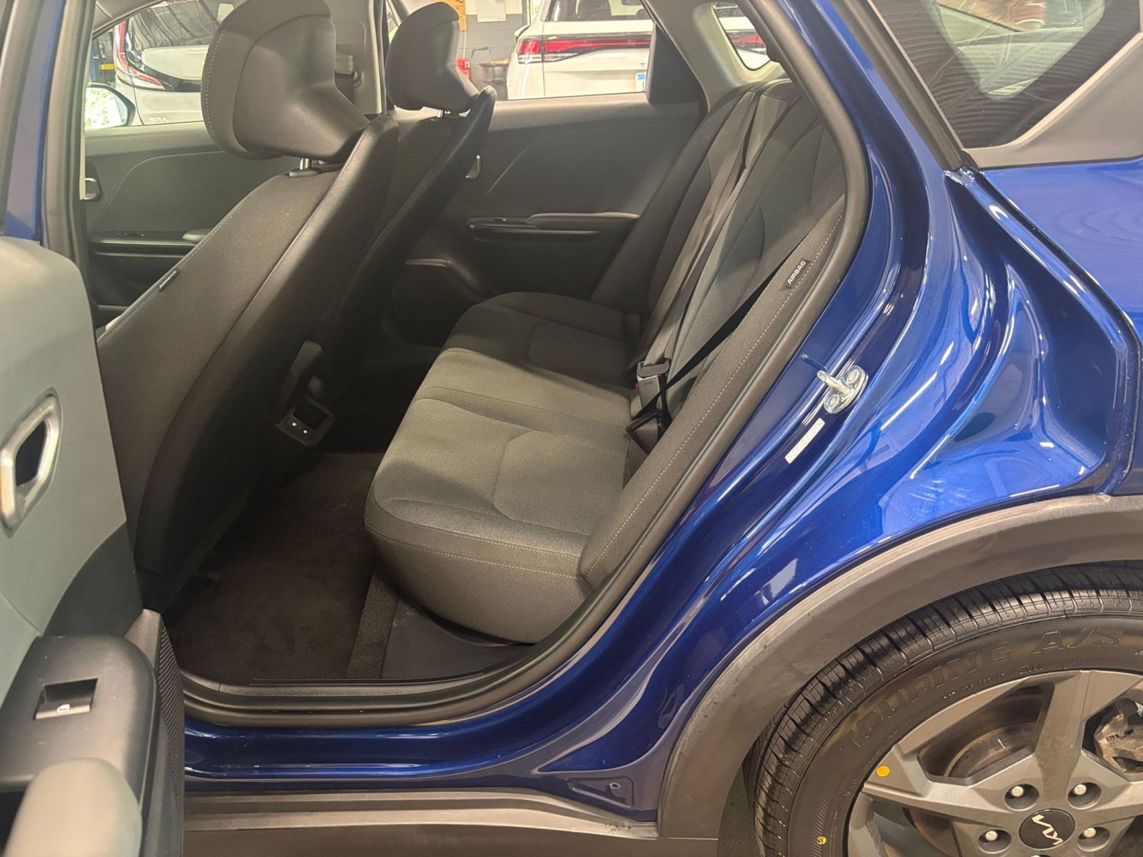 Used 2025 Kia K4 FWD image 24