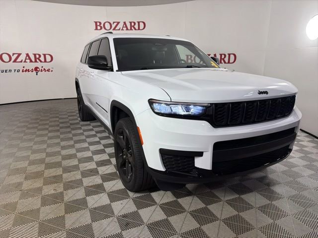 Used 2023 Jeep Grand Cherokee L Laredo AWD/4WD image 1