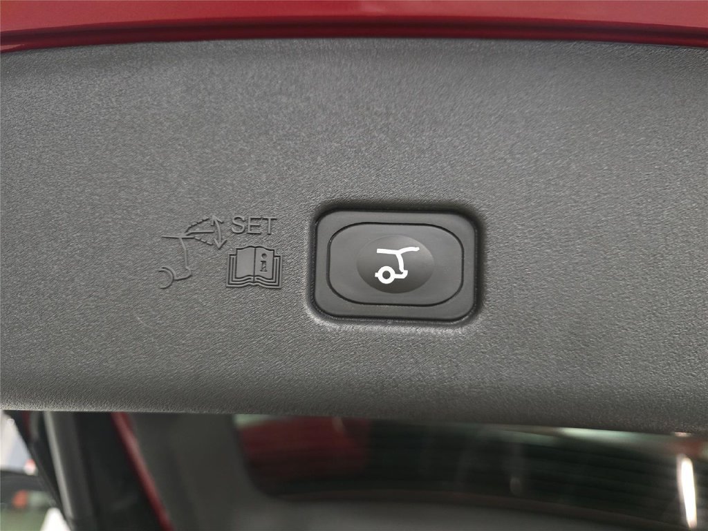New 2026 Lincoln Nautilus Premier w/ Equipment Group 102A AWD/4WD image 26