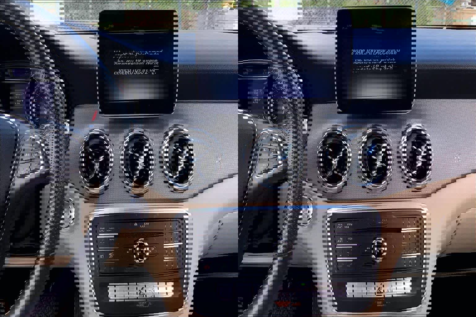 Used 2020 Mercedes-Benz GLA 250 image 7