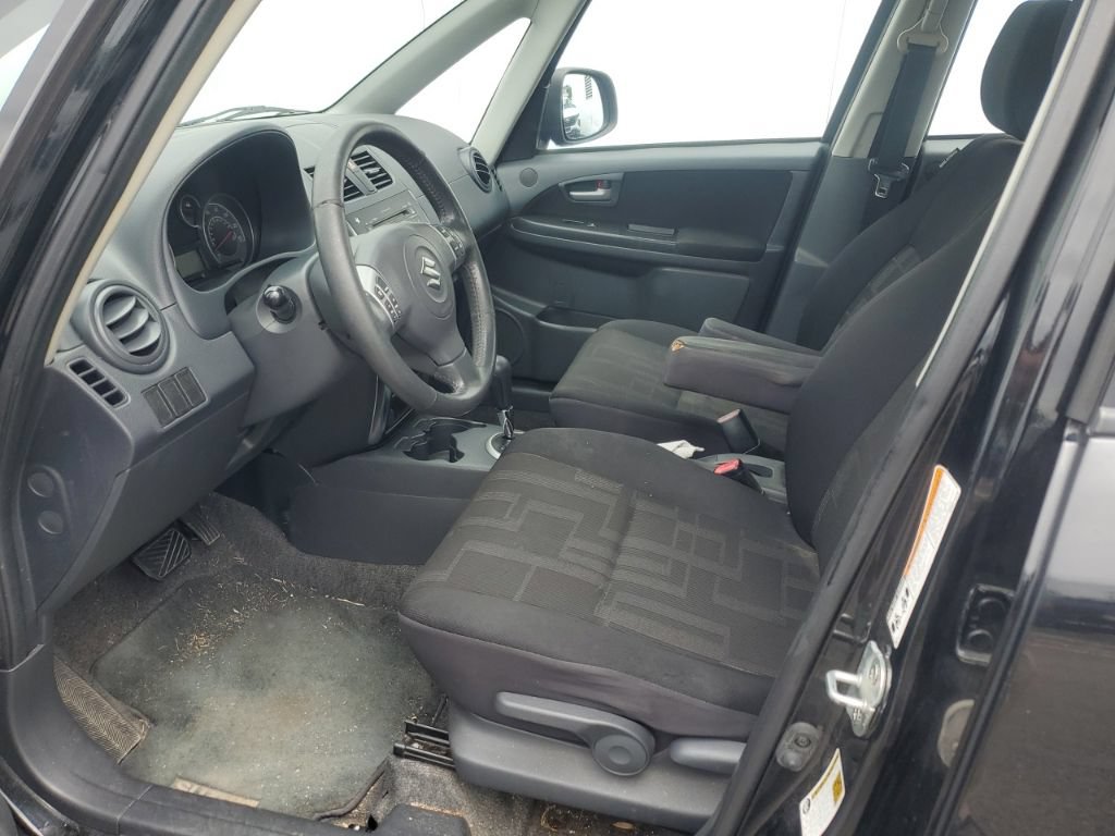 Used 2012 Suzuki SX4 LE FWD image 10