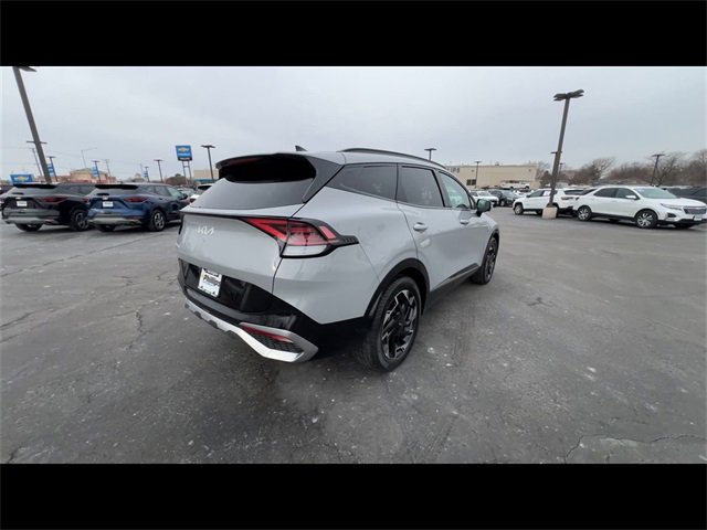 Used 2023 Kia Sportage SX image 8