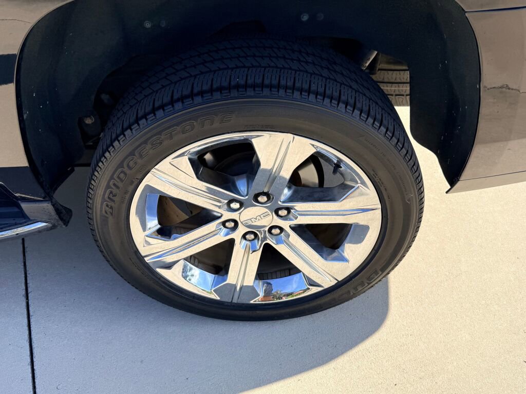 Used 2019 GMC Yukon XL SLE w/ Convenience Package image 9