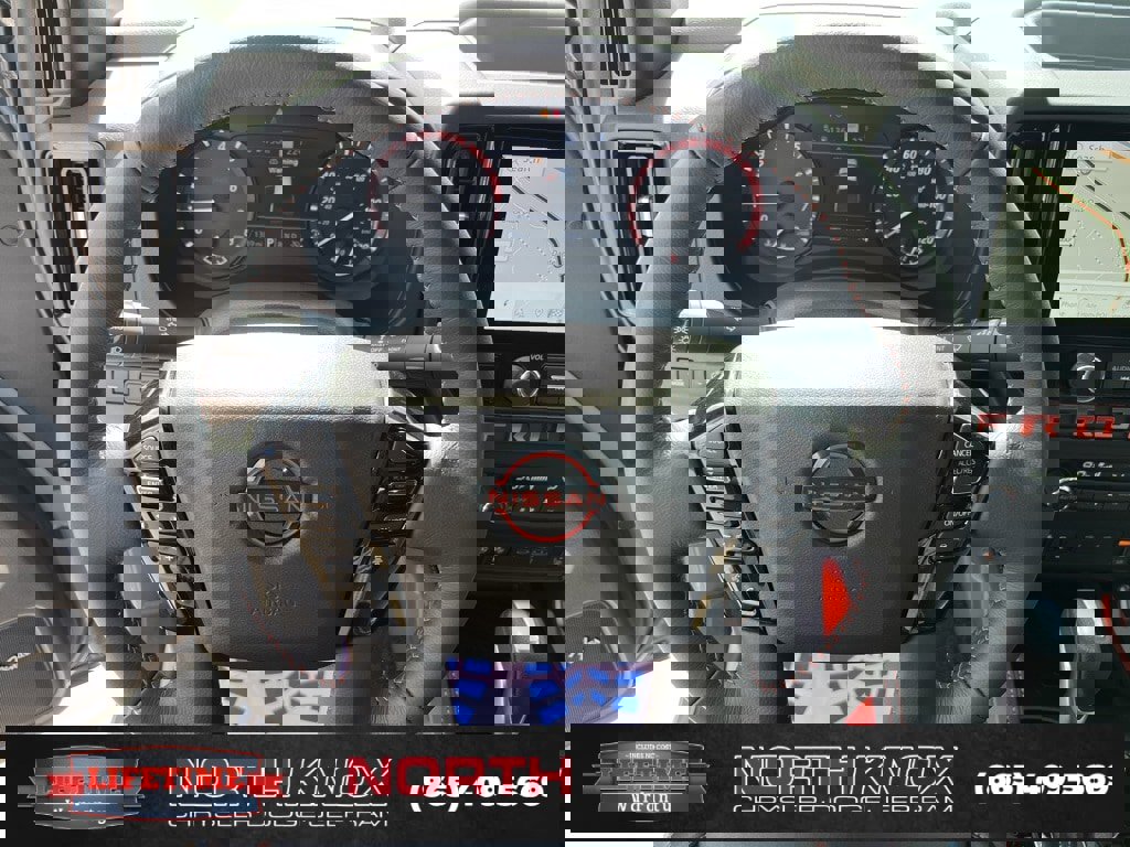 Used 2025 Nissan Frontier PRO-4X w/ Pro Premium Package image 8