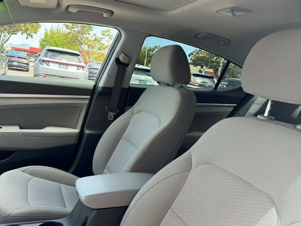Used 2020 Hyundai Elantra Value Edition w/ Cargo Package (C1) FWD image 13