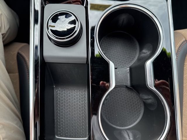 Used 2026 Chevrolet Equinox ACTIV image 31