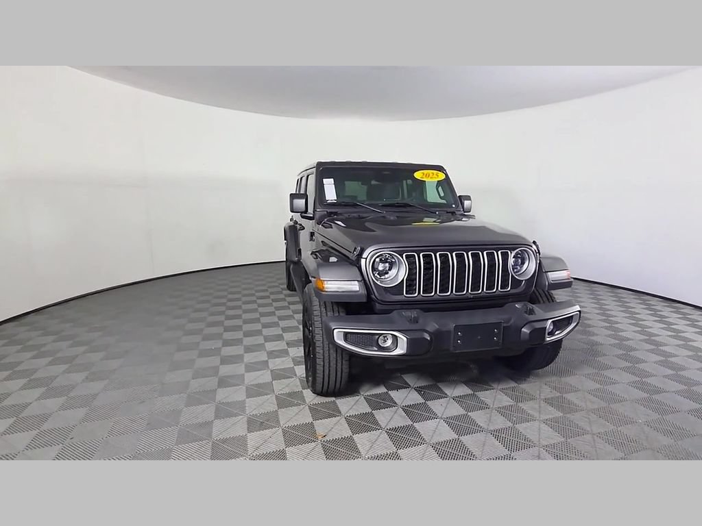 Used 2025 Jeep Wrangler Unlimited Sahara AWD/4WD image 51