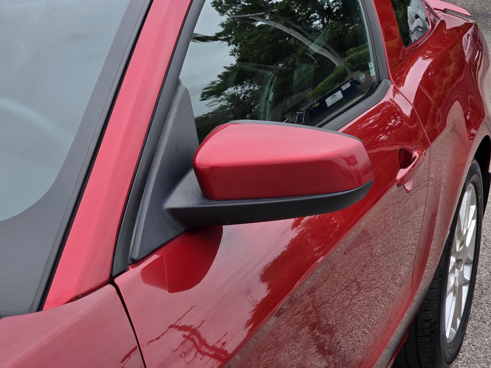 Used 2013 Ford Mustang Premium RWD image 26