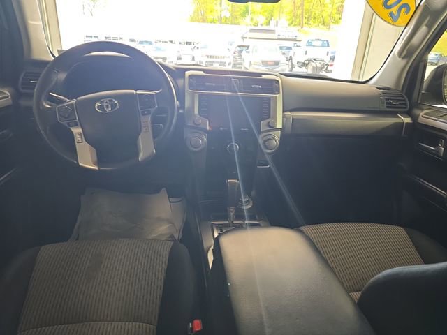 Used 2021 Toyota 4Runner SR5 AWD/4WD image 11
