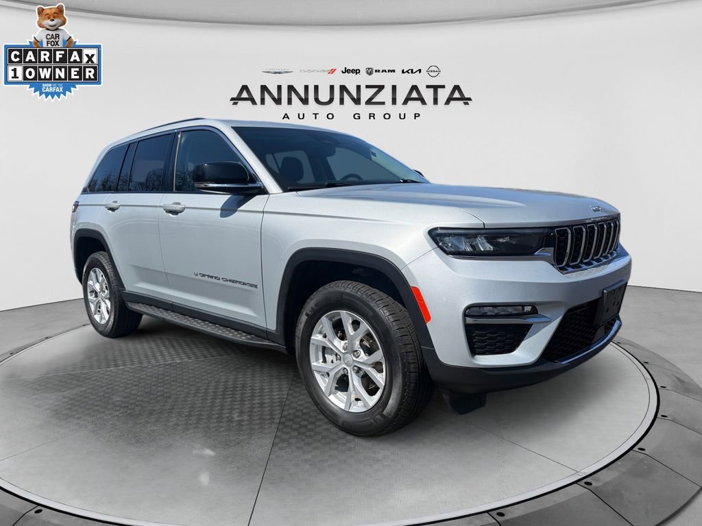 Certified 2023 Jeep Grand Cherokee Limited AWD/4WD image 7