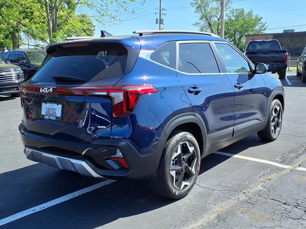 Used 2025 Kia Seltos EX AWD/4WD image 29