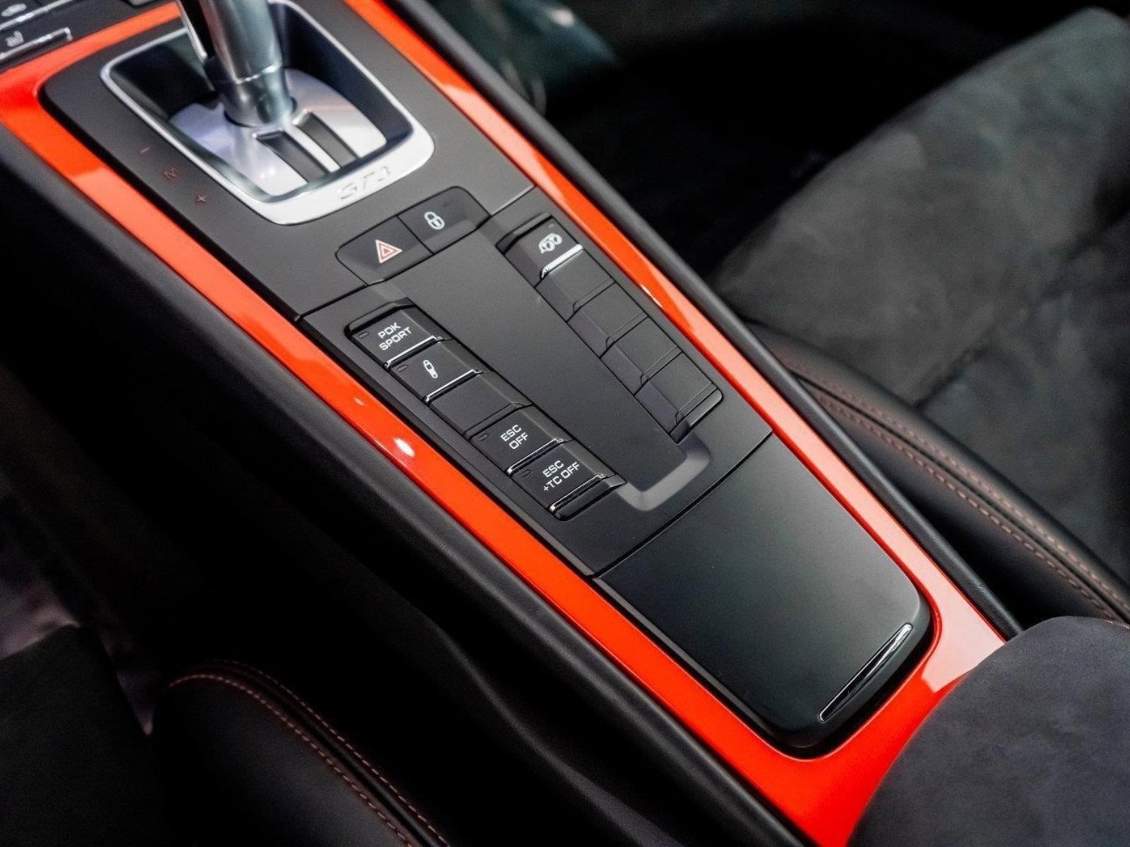 Used 2018 Porsche 911 GT3 RWD image 34