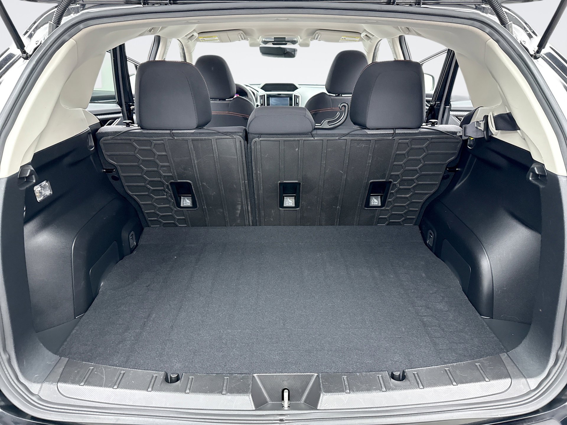 Used 2023 Subaru Crosstrek 2.0i Premium image 19