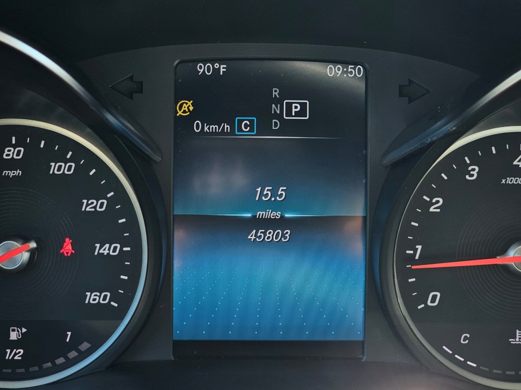Used 2021 Mercedes-Benz GLC 300 4MATIC image 6