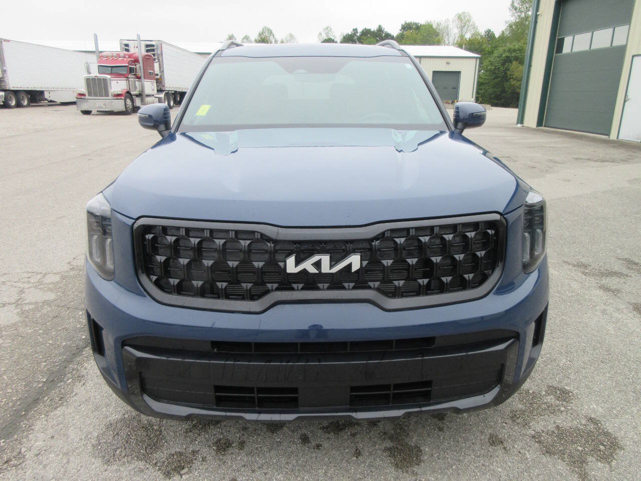 Used 2024 Kia Telluride EX X-Line AWD/4WD image 17