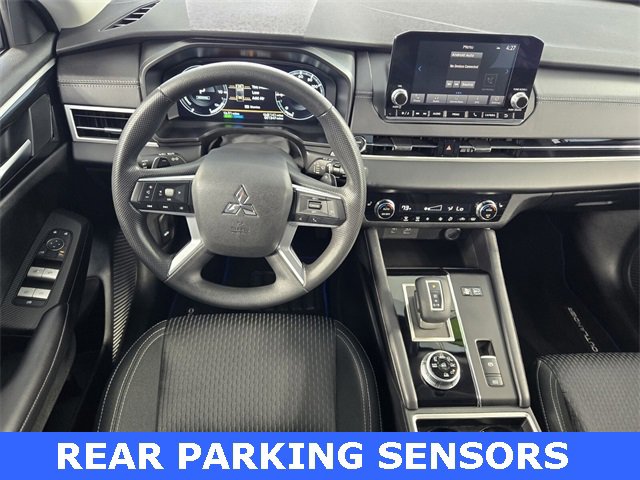 Used 2025 Mitsubishi Outlander ES image 8