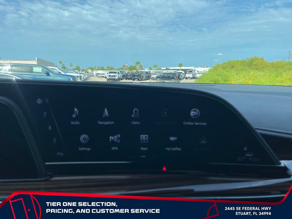 Used 2024 Cadillac Escalade ESV Premium Luxury AWD/4WD image 23