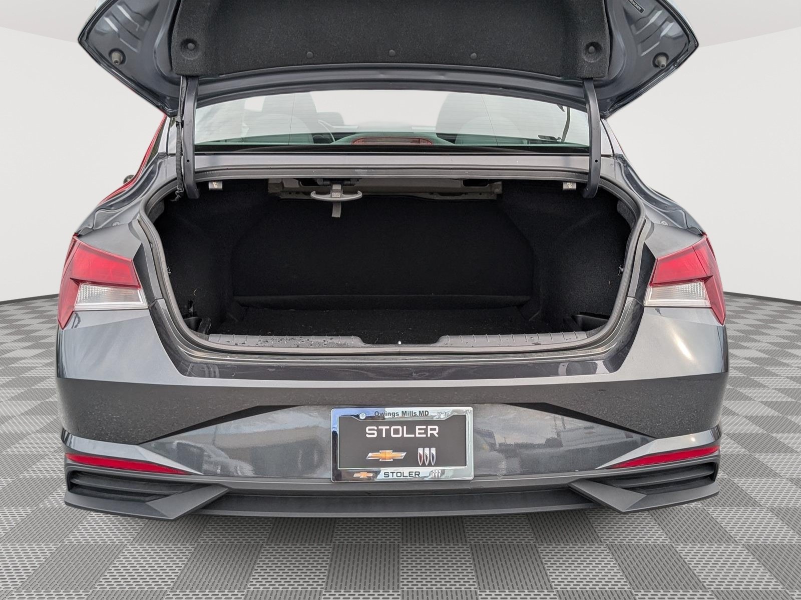 Used 2023 Hyundai Elantra SEL w/ Convenience Package FWD image 12