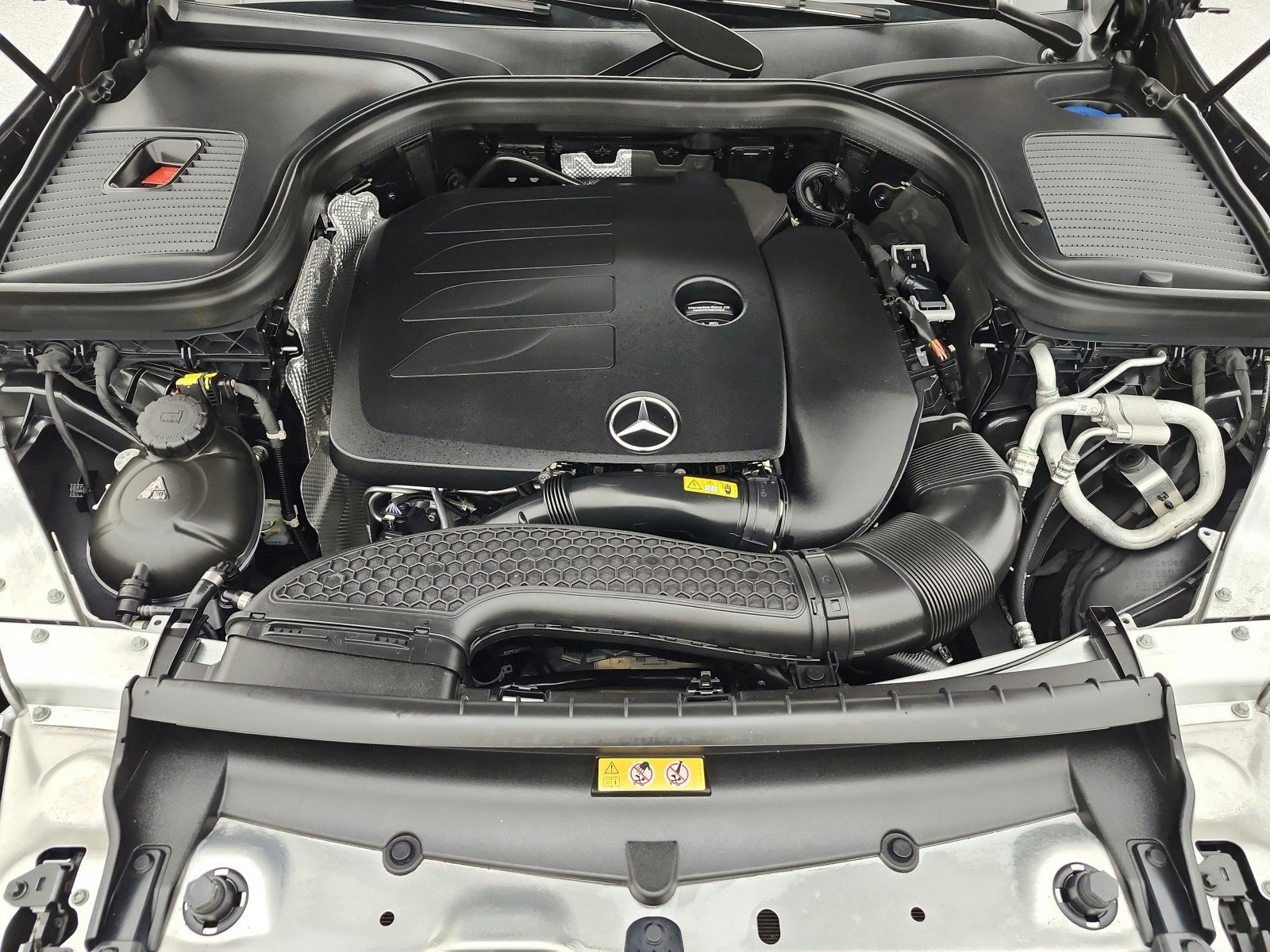 Used 2022 Mercedes-Benz GLC 300 image 15
