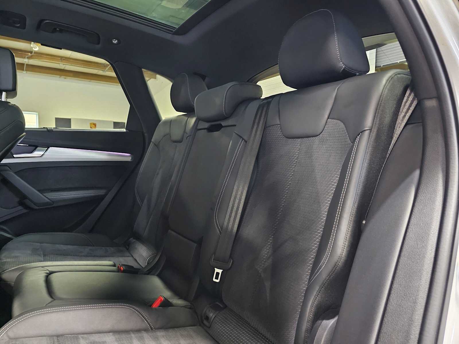 Used 2023 Audi Q5 e Prestige w/ Prestige Package AWD/4WD image 19