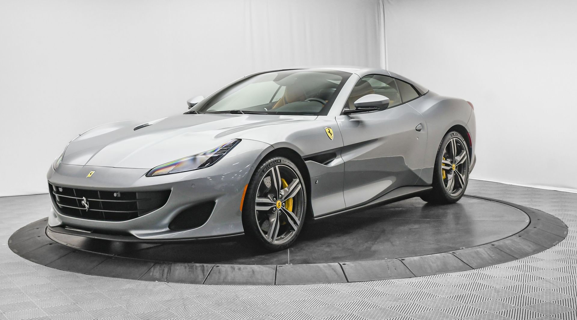 Used 2019 Ferrari Portofino image 61
