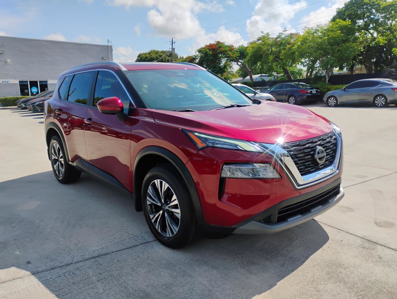 Used 2023 Nissan Rogue SV w/ SV Premium B Package FWD image 22