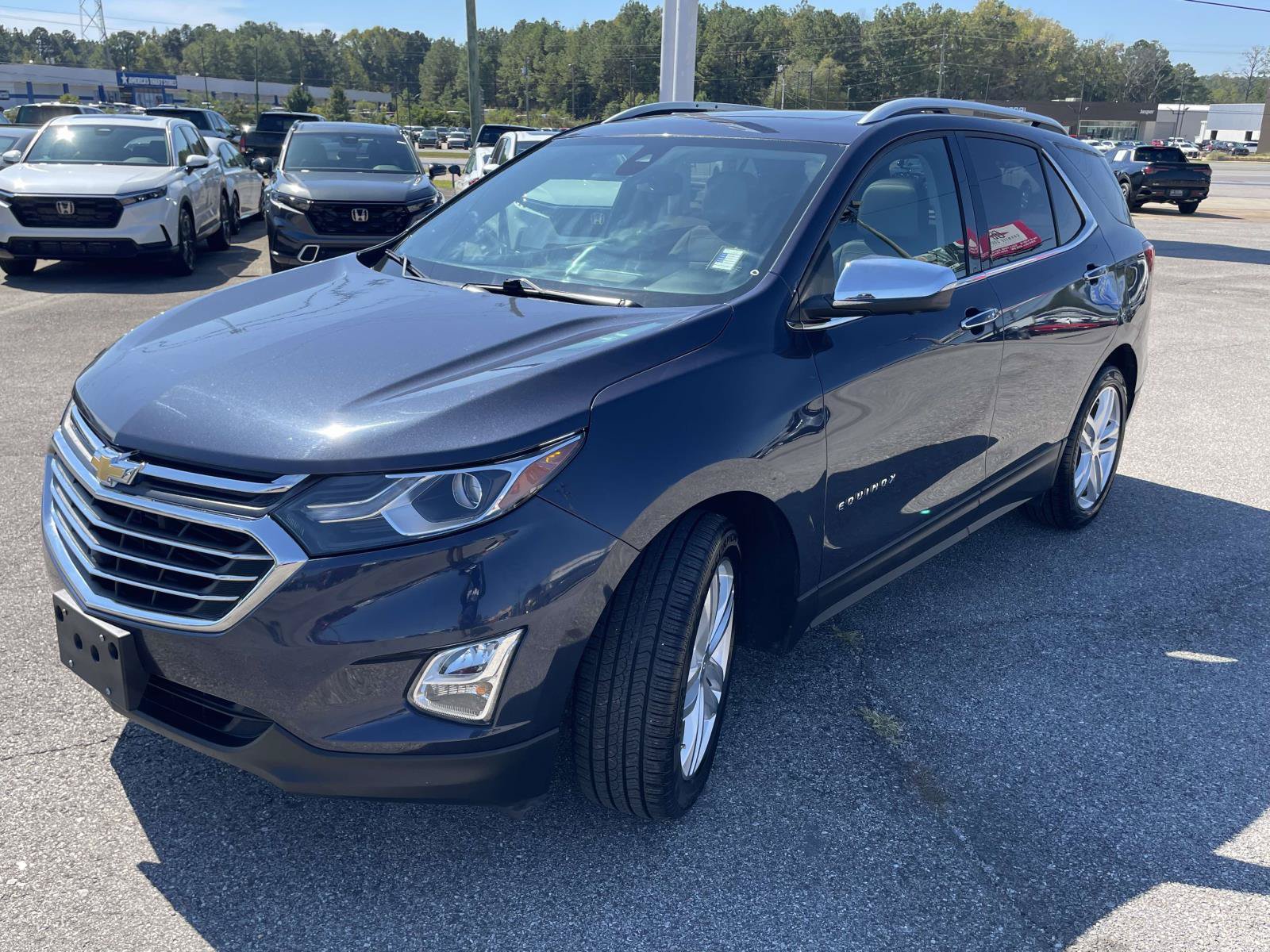 Used 2019 Chevrolet Equinox Premier FWD image 5