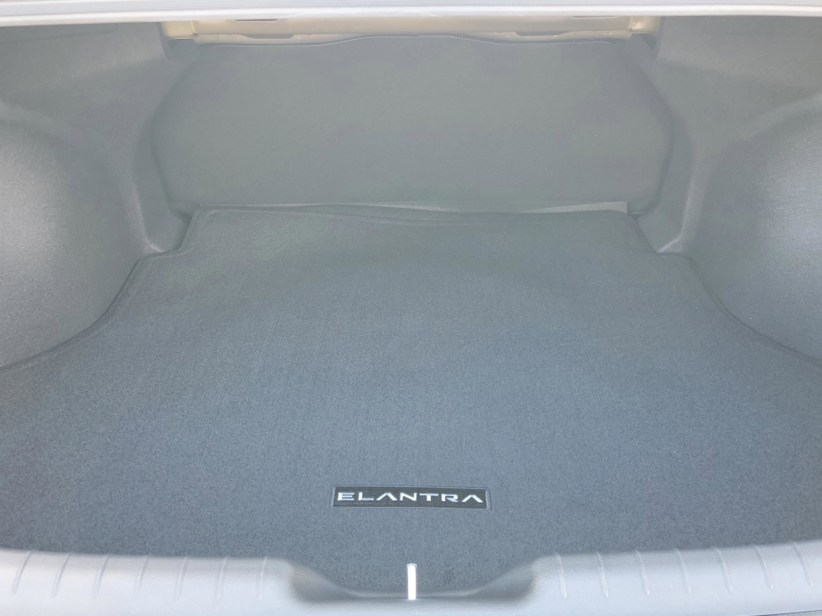 New 2026 Hyundai Elantra Blue image 31