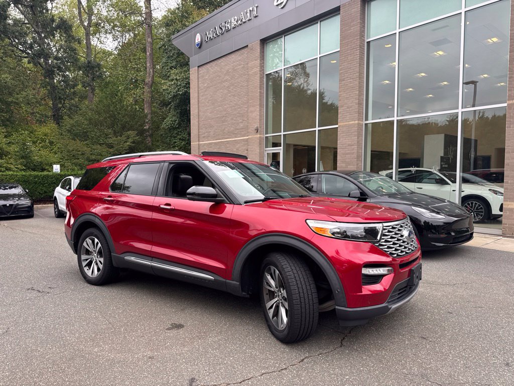 Used 2020 Ford Explorer Platinum w/ Premium Technology Package AWD/4WD image 3