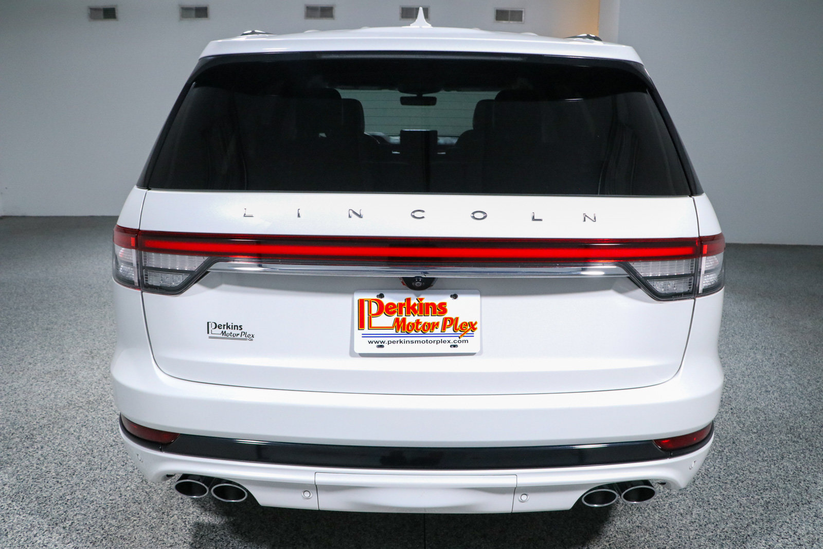 Used 2024 Lincoln Aviator Reserve w/ Jet Package RWD image 8